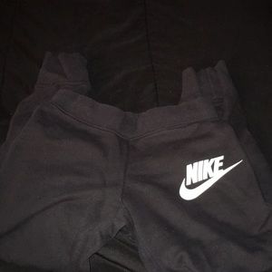 💕Nike sweater capri joggers